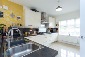 Kitchen- click for photo gallery